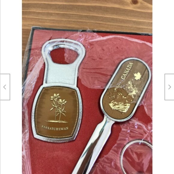 Vtg Souvenir Saskatchewan Canada Keychain, Letter & Bottle Opener Maple Leaf - Picture 6 of 7